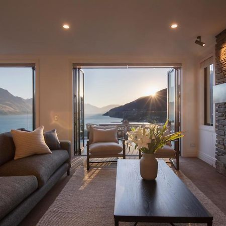 Picture Point Villa Queenstown Extérieur photo